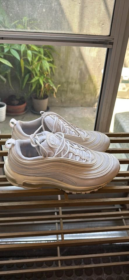 Nike Air Max 97 - Women size US 7.5 fit - photo 2