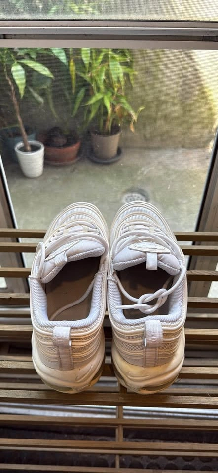 Nike Air Max 97 - Women size US 7.5 fit - photo 3