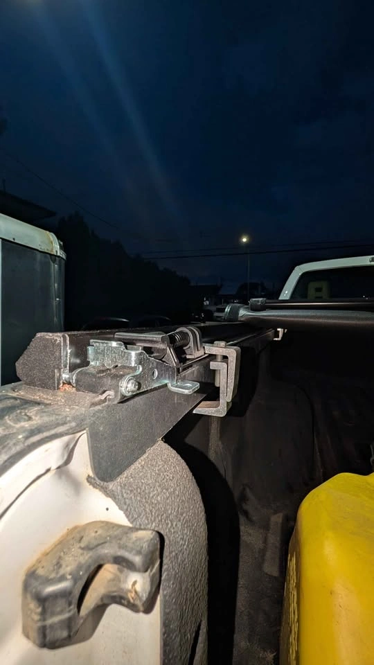 TruXedo TruXport Tonneau Cover - Fits 08-16 Ford F250/F350 - photo 5