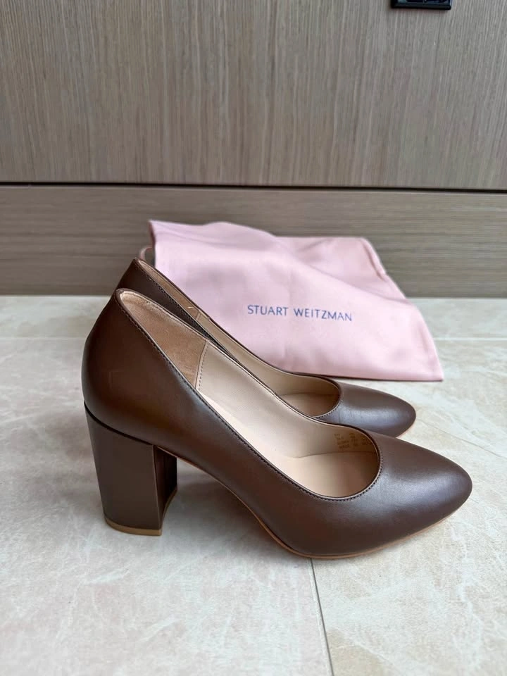 Brand New Stuart Weitzman Brown Leather Block Heel Pumps Size 6