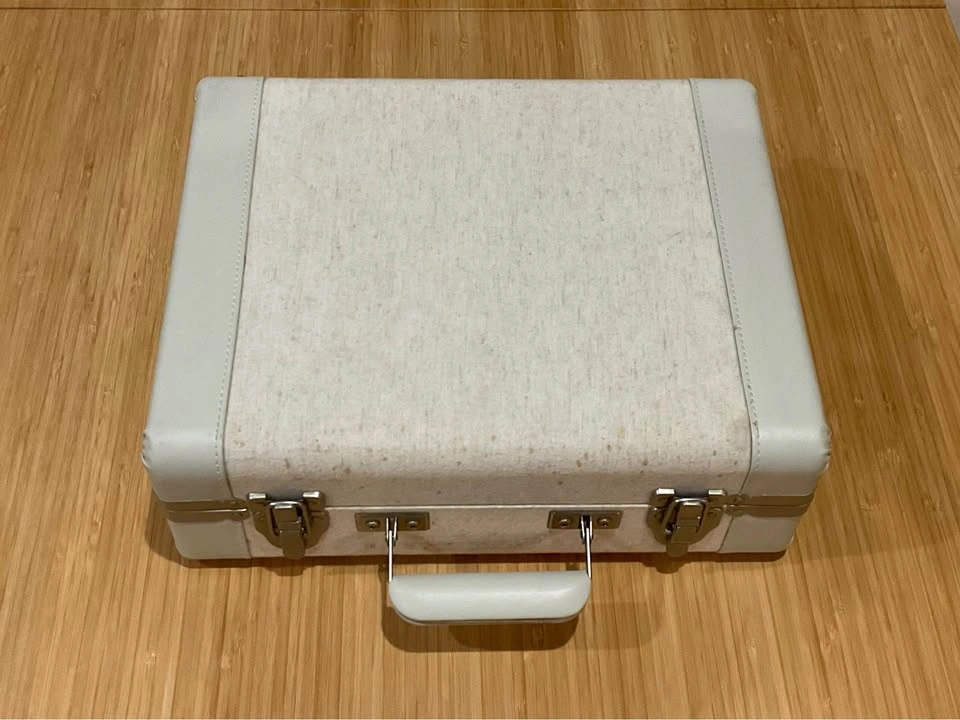 Crosley Suitcase Record Player - photo 4