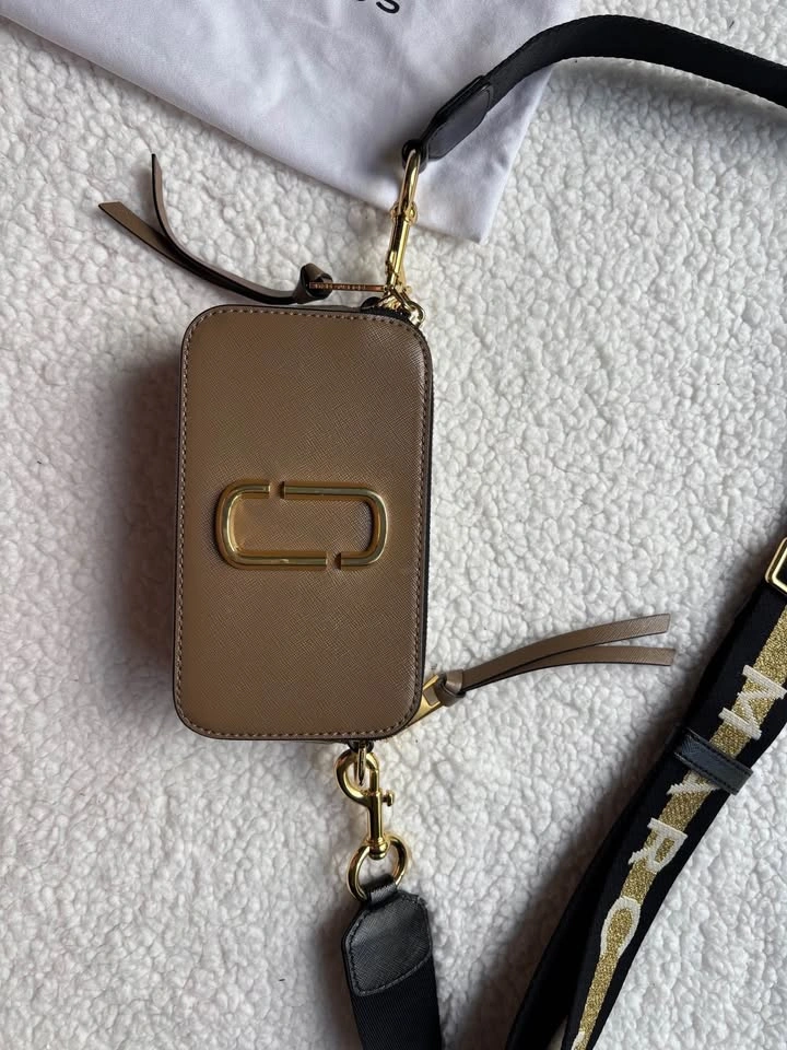 Marc Jacobs Taupe/Cream Snapshot Crossbody Camera Bag - photo 3