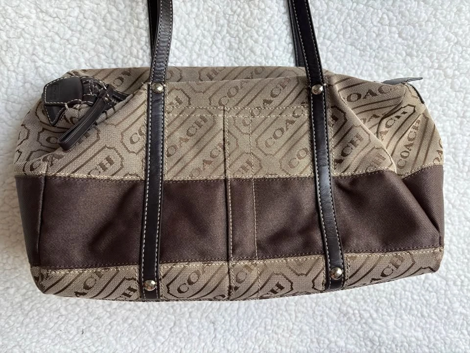 Coach Vintage Signature Lozenge Canvas Tote Bag (Model F12252) - photo 4