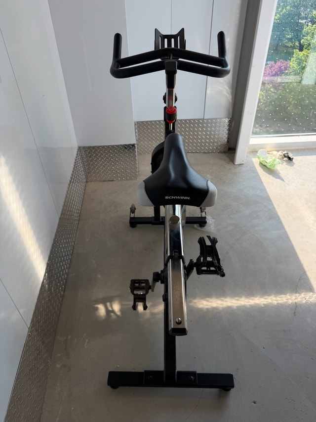 Schwinn IC Classic Spin Bike - Like New - photo 5