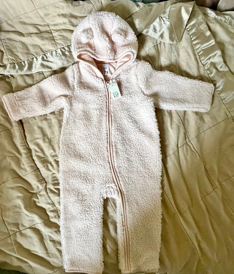 NWT Light Pink Baby Gap Snowsuit – 18–24 Months