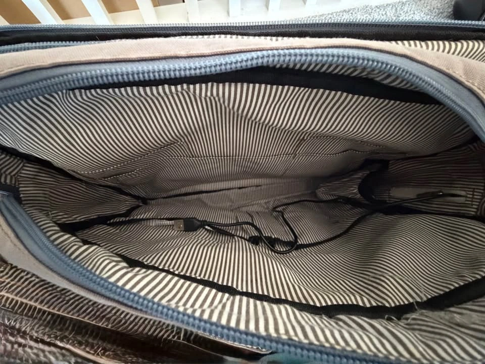 Lovevook Messenger Laptop Bag - photo 2