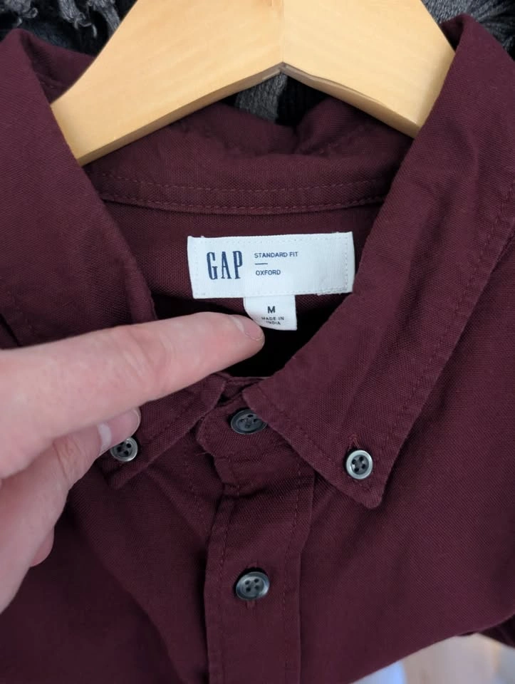 Gap Factory Men's Oxford Button-down collar Shirt (Red) (Medium) - photo 3