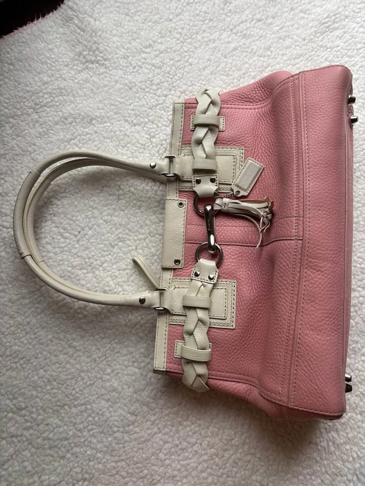 Vintage Coach (2005) Hamptons Pebbled Leather Tassel Tote Bag - photo 2