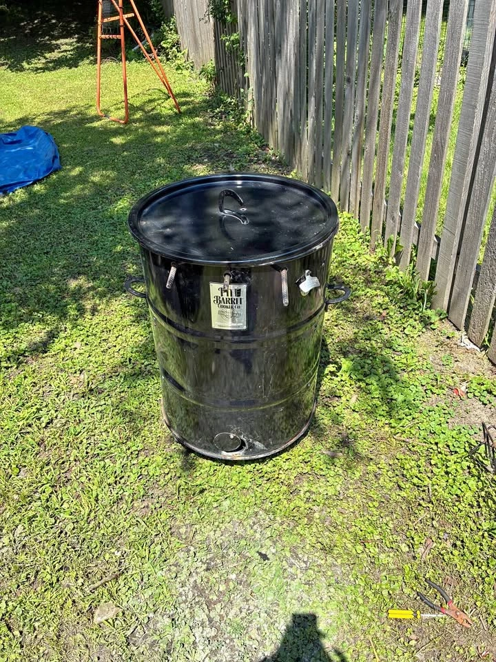 Pit Barrel PBX Cooker Charcoal Smoker