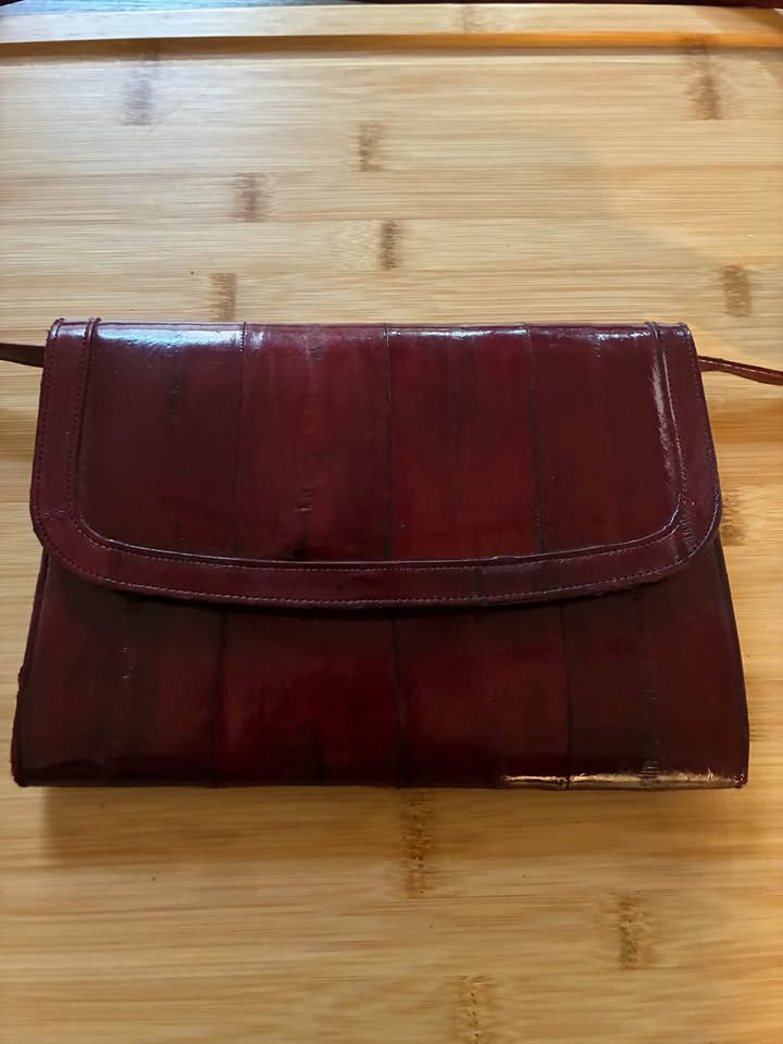 Burgundy eel skin handbag - photo 2
