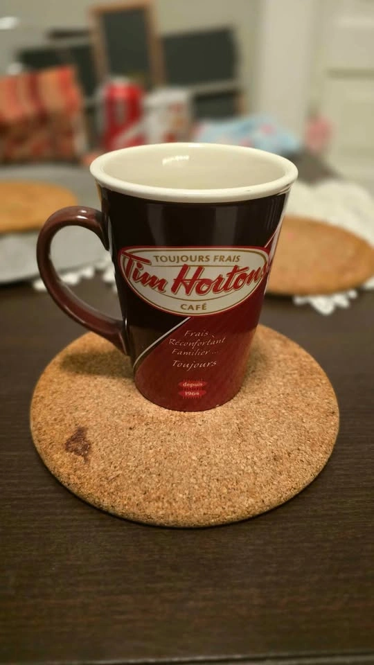 2012 Tim Hortons Ceramic Collectors Mug - photo 2