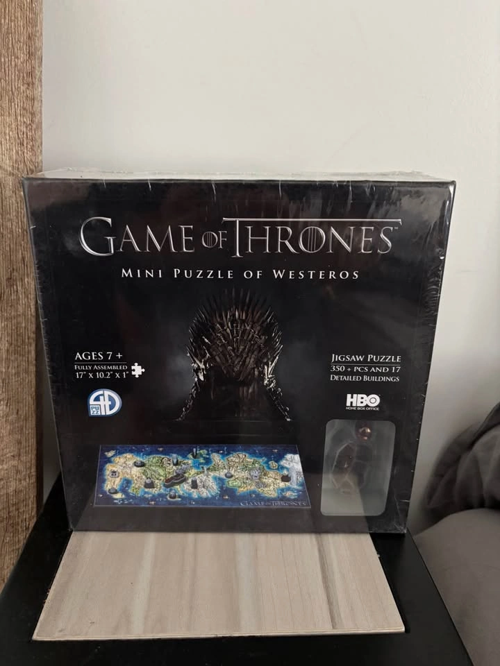 Brand new, factory sealed official HBO Game of Thrones puzzles - photo 2