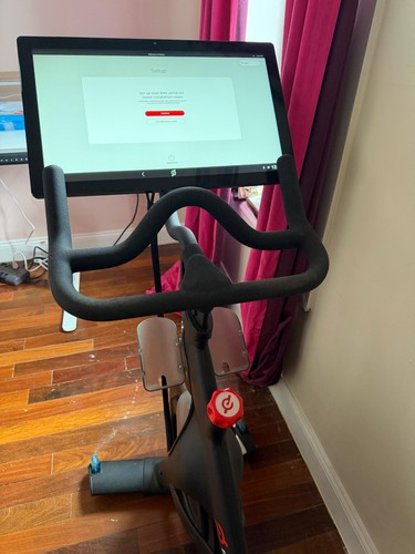 Peloton PLTN-RB1VO Aerobic Training Cycle w/ Touchscreen, Black - photo 2