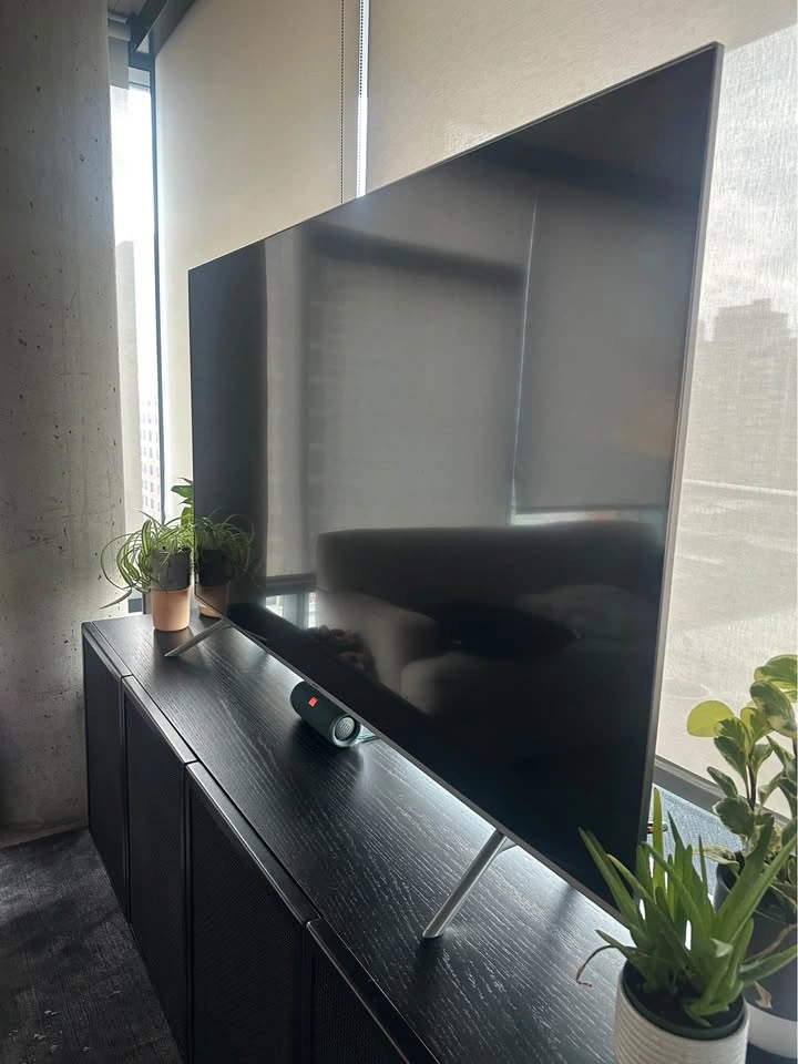 65 Inch Samsung Smart TV - photo 3