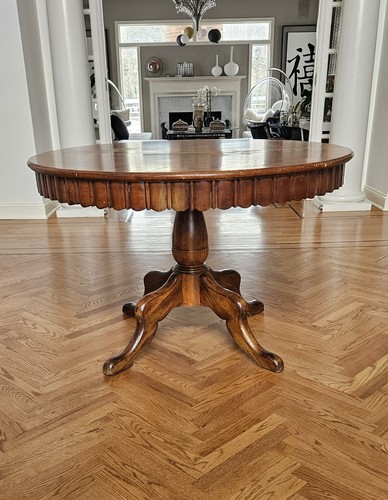 Mid-Century Round to Oval Walnut Extendable Dining Table - photo 3