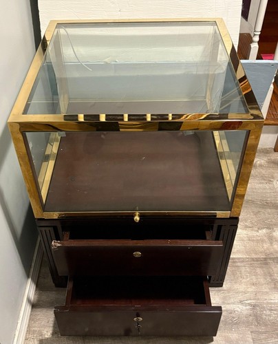Brooks Brothers Madison Ave Display Cabinets - A Pair - photo 4