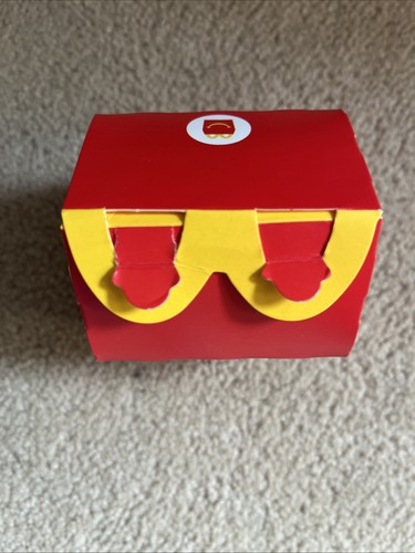McDonald’s Happy Meal Toy 2025 Canada Burger Maker