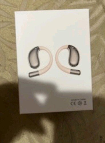 AI translation earbuds pink bluetooth open/damaged box - photo 2
