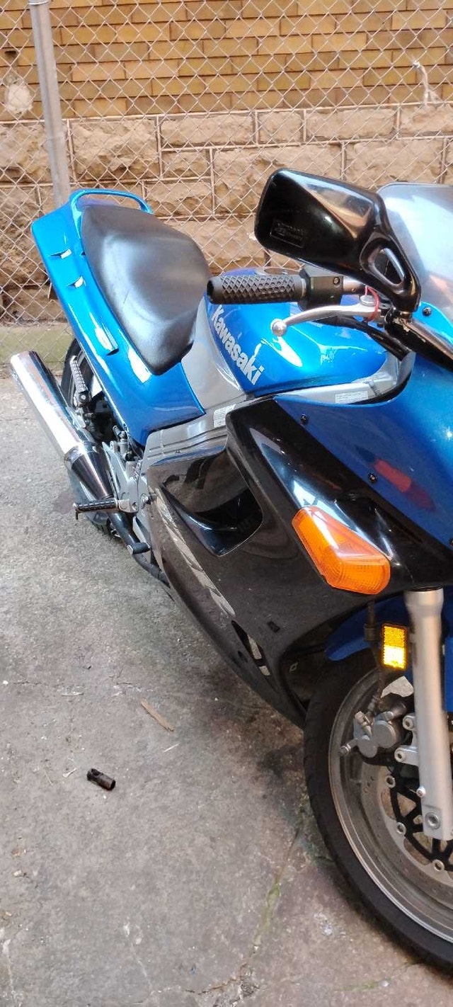 2001 Kawasaki Ninja EX2 - photo 4