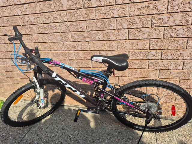 CCM Savage women's 21-speed mountain bike