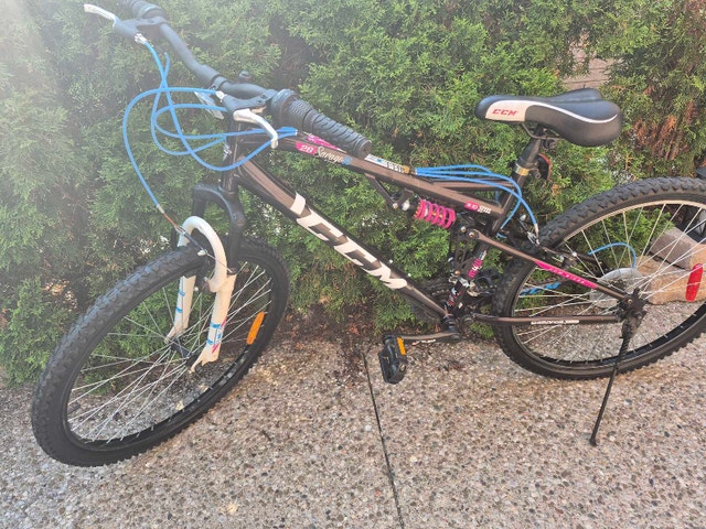 CCM Savage women's 21-speed mountain bike - photo 3