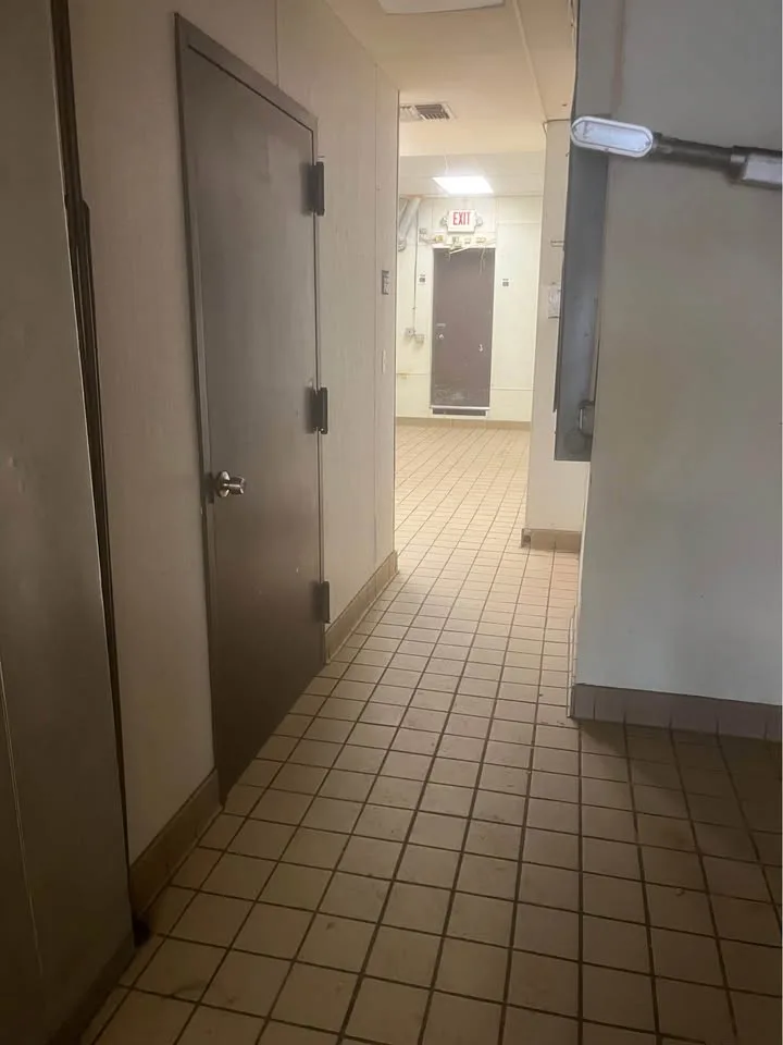 Local preparado para Restaurant en el Bronx image indicator(6)