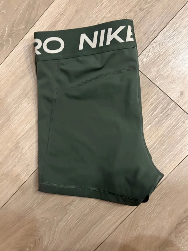 Nike Pro Womens 365 Dri-FIT 3 Inch- Large - photo 3