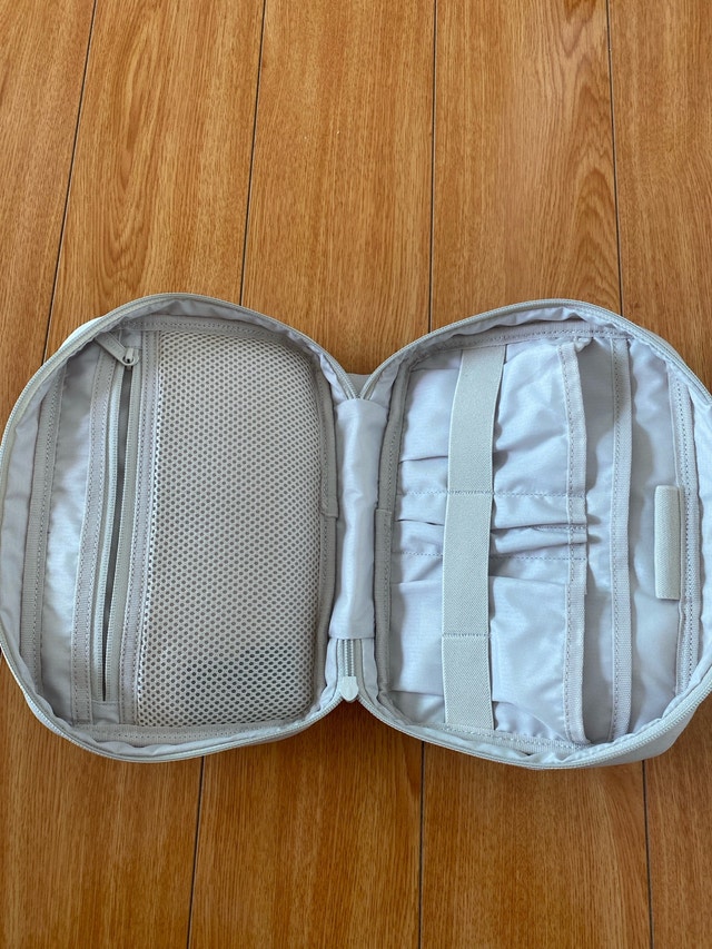 Herschel Travel Kit - photo 2