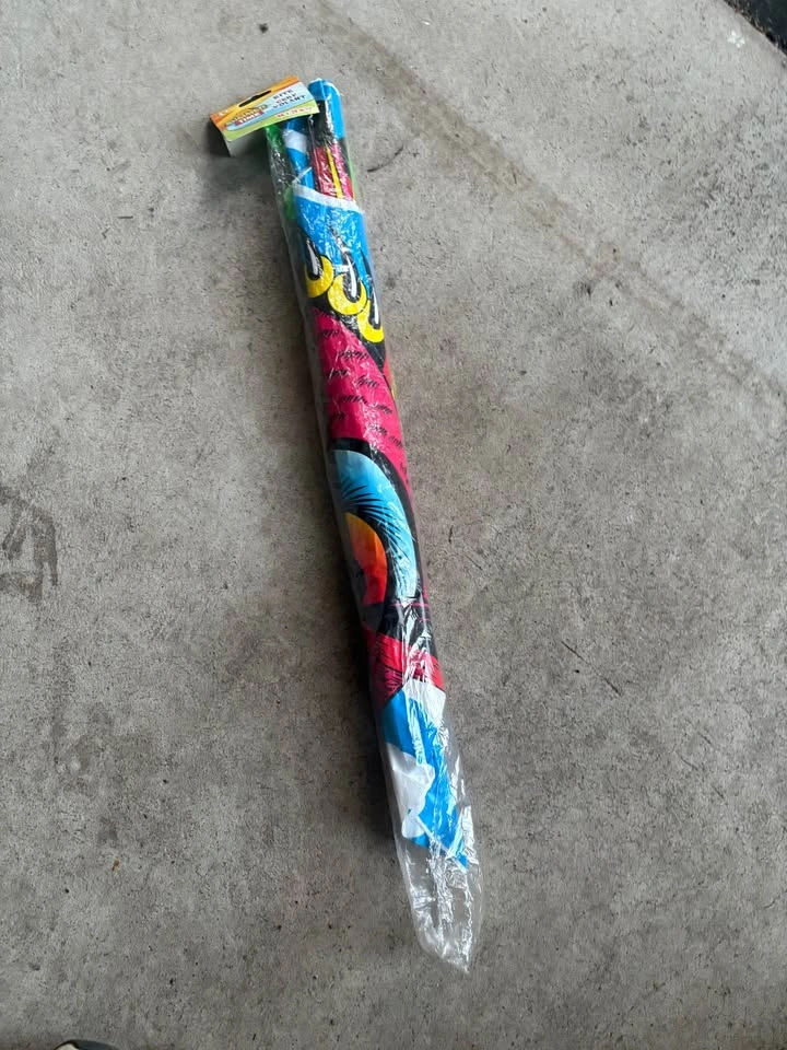 New Kids Kite – Still Sealed - photo 2
