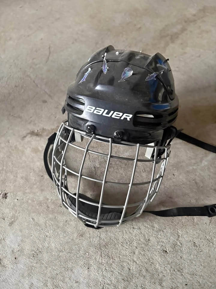 Bauer Youth Hockey Helmet with Cage