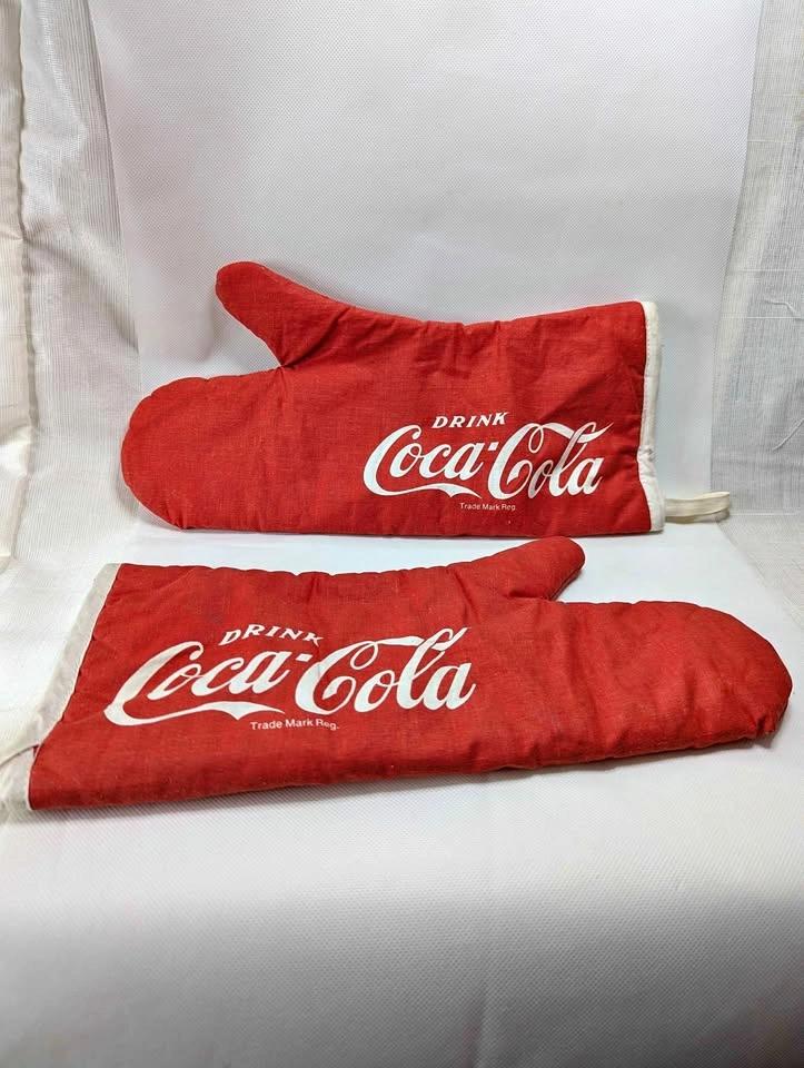 Vintage Coca Cola Coke Oven Mitts