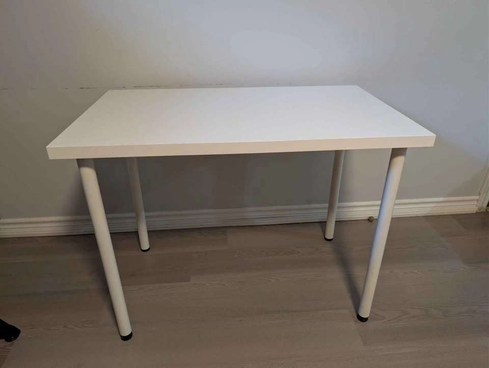 IKEA White LINNMON Desk (Legs easily remove for transport) - photo 2