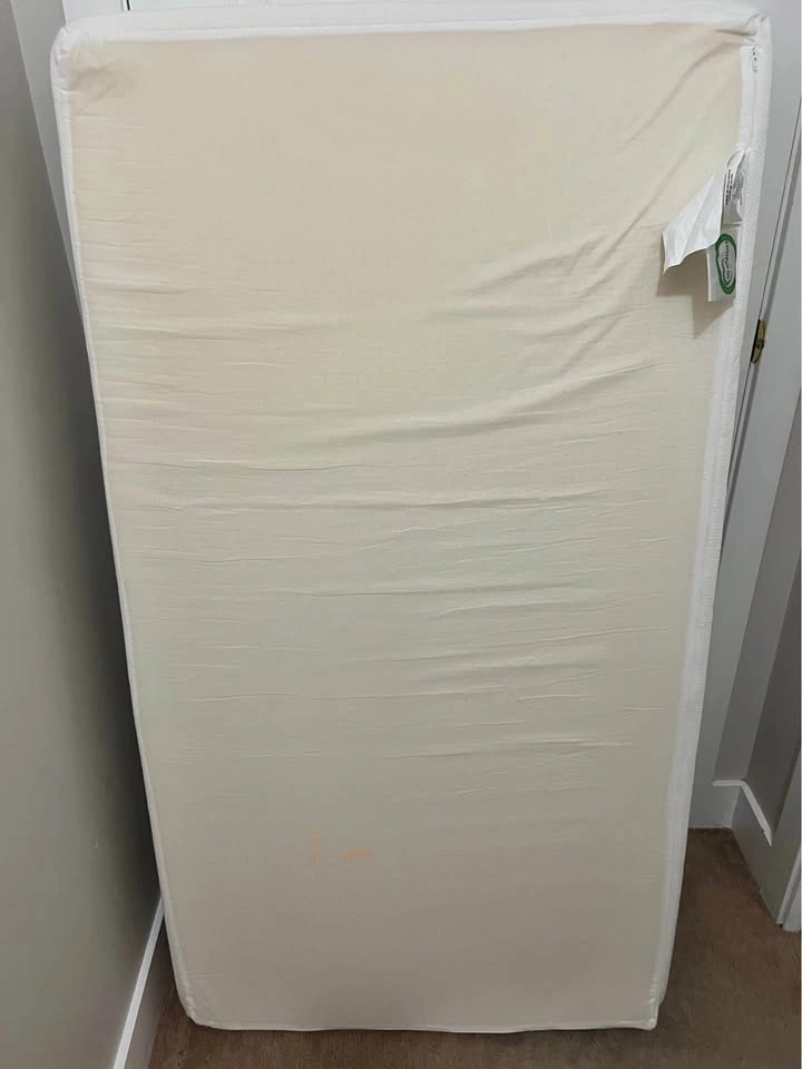 Milliard Dual-Sided Crib and Toddler Bed Mattress - photo 2