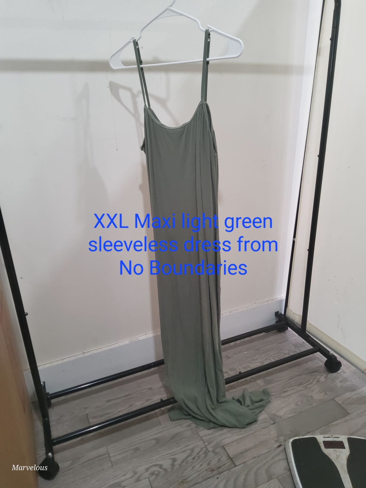 Maxi green dress