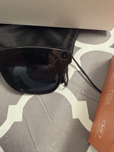 xK one Pro AI Smart Glasses w/ 3 Lens Sets, USB Cable & Usage Gu - photo 4