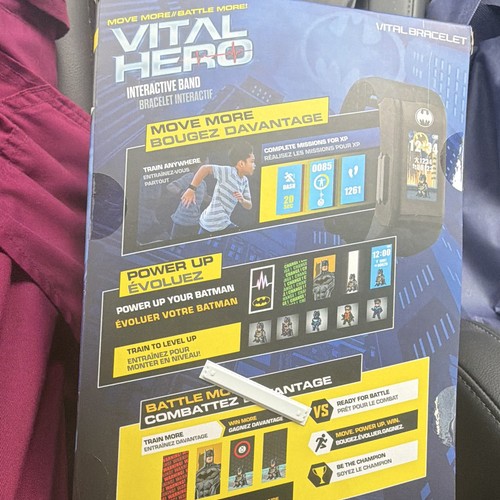 Bandai Namco Vital Hero Interactive Band - DC Batman - photo 3