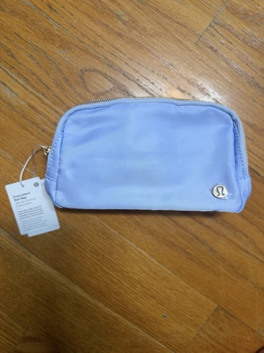 lululemon everything belt bag 1L
