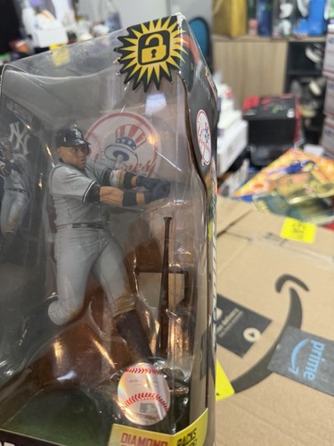 McFarlane Toys MLB The Show Diamond Dynasty Aaron Judge Figure - photo 2