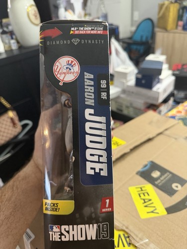 McFarlane Toys MLB The Show Diamond Dynasty Aaron Judge Figure - photo 3