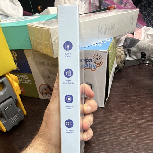 PB-08 15000mAh PD 22.5W Power Bank w/ Built-In Cables, USB-C - photo 3
