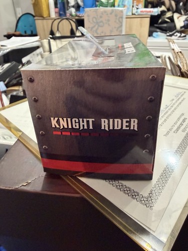 Jada Toys Hollywood Rides Knight Rider K.I.T.T. 1982 Pontiac 1:2 - photo 3