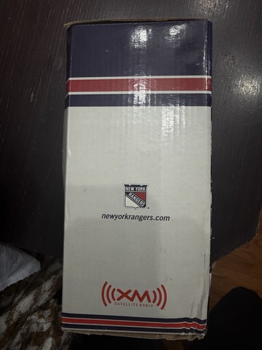 New York Rangers Mark Messier Night 2006 Gray Boxed Figurine - photo 4