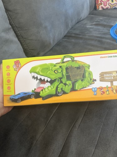 Magic Dinosaur Truck Toy Set Green Carrier w/ 10 cars YM6688-2 - photo 3