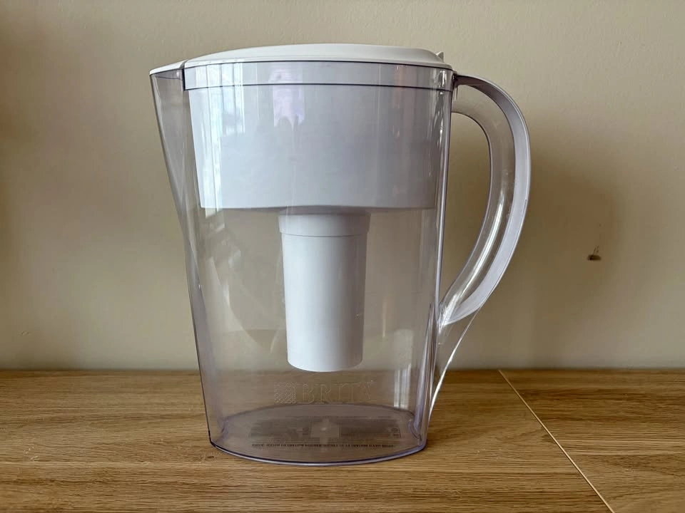 Brita Space Saver Water Filter Pitcher (6 cup)