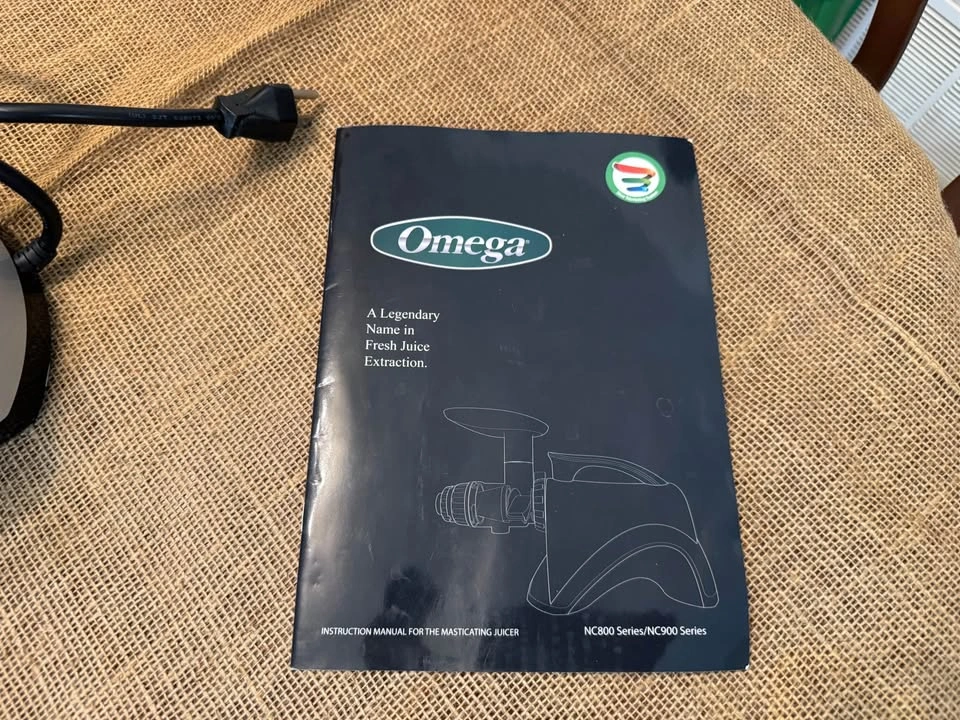 Omega Masticating Juicer - photo 5