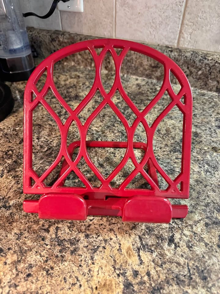 Red Cast Iron Recipe/Cookbook Stand