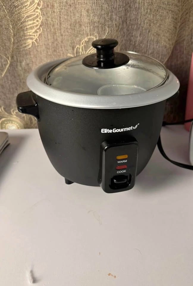 Elite Gourmet Rice Cooker