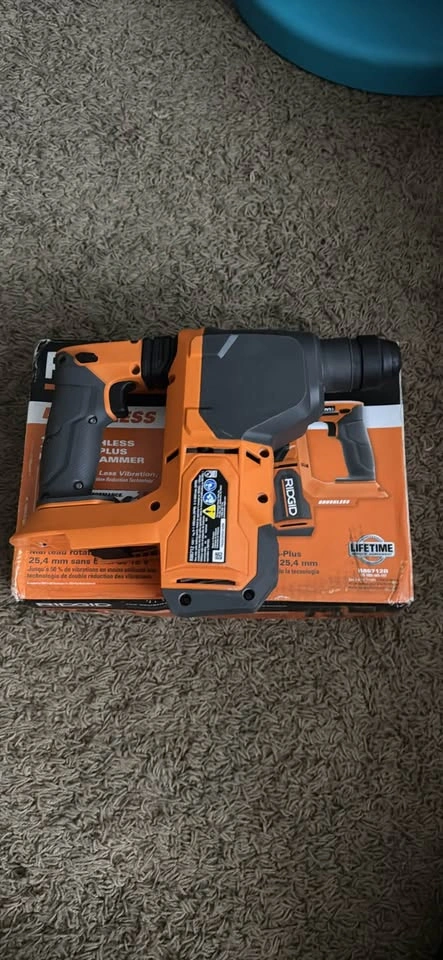 Ridgid 18v 1” SDS rotary hammer drill (tool only) - photo 2