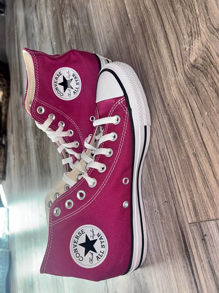 Brand New Converse Chuck Taylor All Star High Top