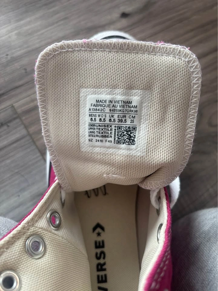 Brand New Converse Chuck Taylor All Star High Top - photo 2